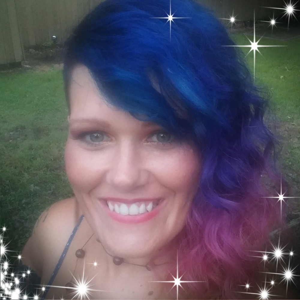 Meet your Posher, Angie